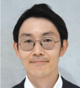 家　哲也