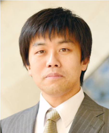 川原靖弘